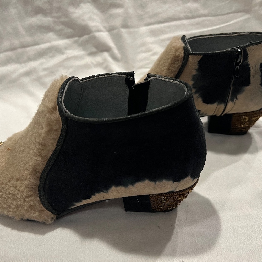 Meher Kakalia Booties NWOT Size 38 - Picture 2 of 10